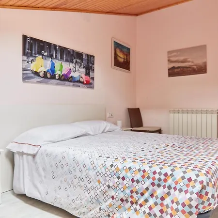 Apartament Tremp *